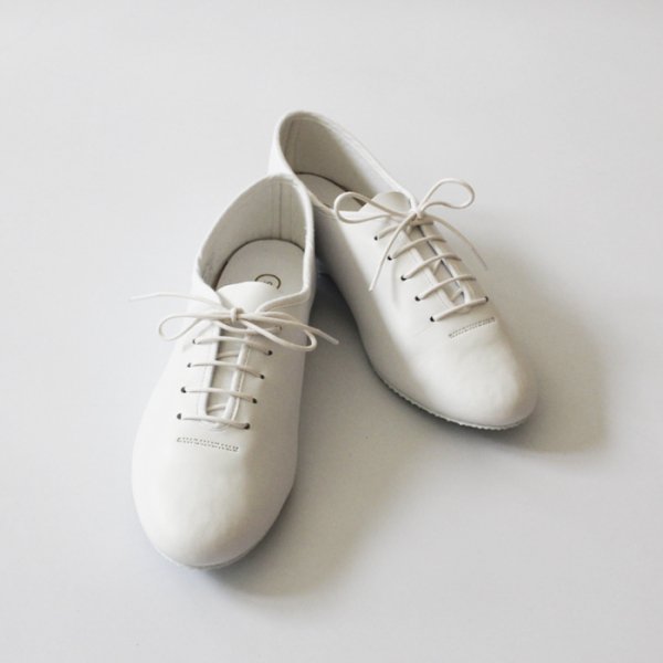 <img class='new_mark_img1' src='https://img.shop-pro.jp/img/new/icons20.gif' style='border:none;display:inline;margin:0px;padding:0px;width:auto;' />CATWORTH<br /> Jazz Shoe CALF 